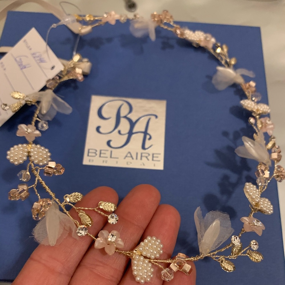 Bel aire bridal hair vine